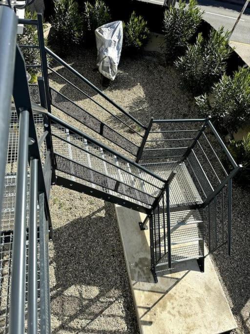 Appartement Sabatier T4 Avec Terrasse Et Jardin Carcassonne Bagian luar foto